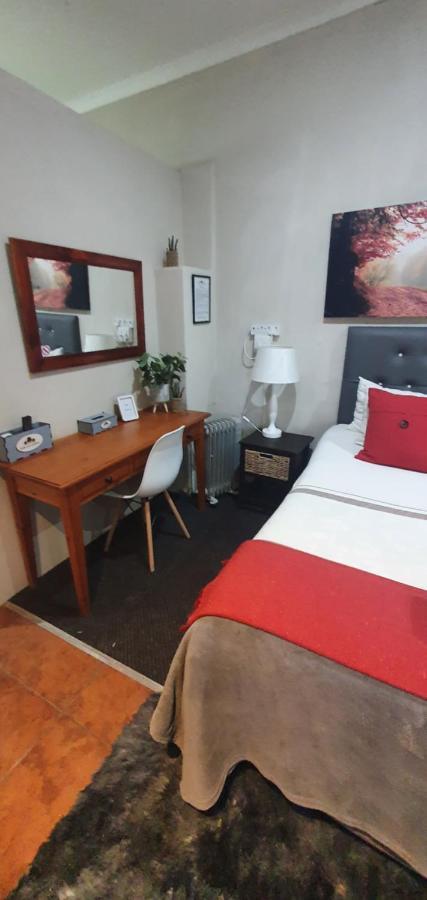 Garden Corner Guesthouse Beaufort West Extérieur photo