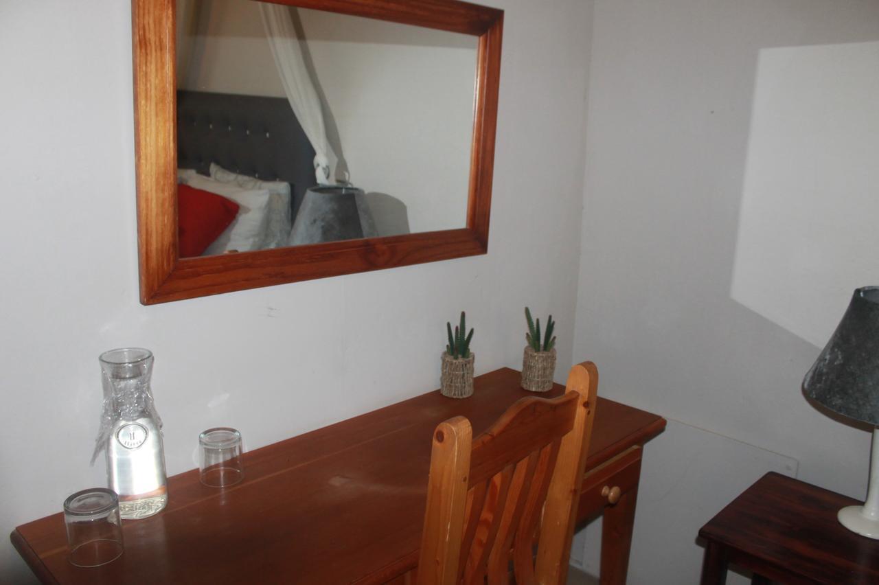Garden Corner Guesthouse Beaufort West Extérieur photo
