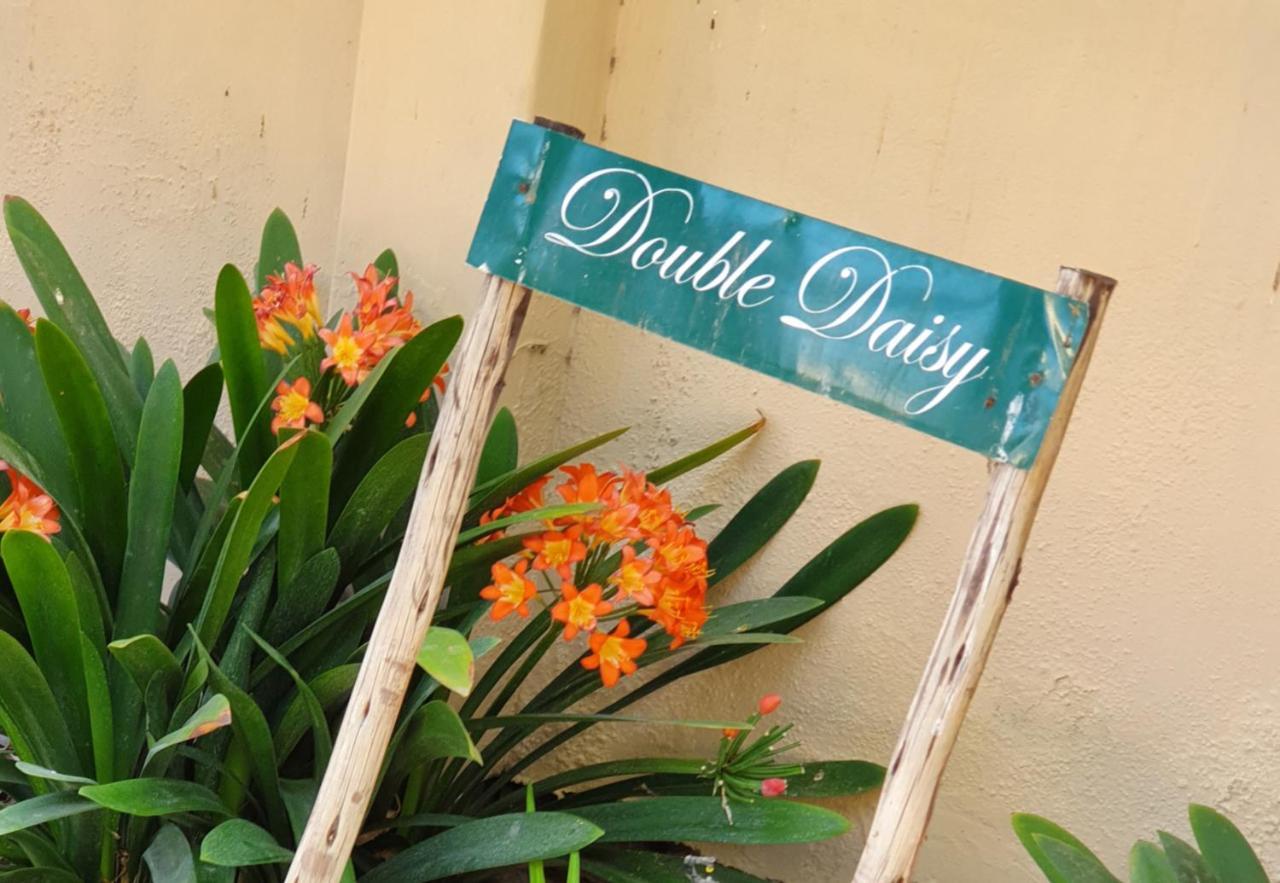 Garden Corner Guesthouse Beaufort West Extérieur photo